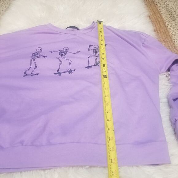 Shein Light Purple Skateboarding Skeletons Sweatshirt - Picture 7 of 8